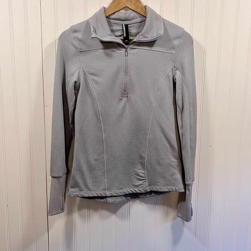Mondetta light gray quarter zip pullover jacket